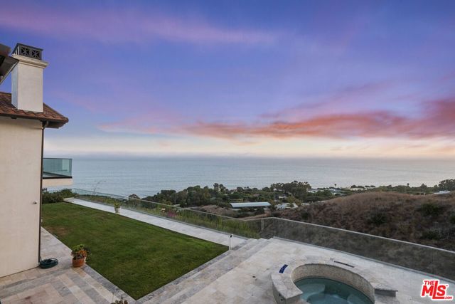 24753 Vantage Point Terrace, Malibu, CA 90265