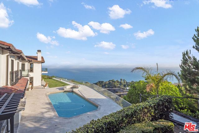 24753 Vantage Point Terrace, Malibu, CA 90265