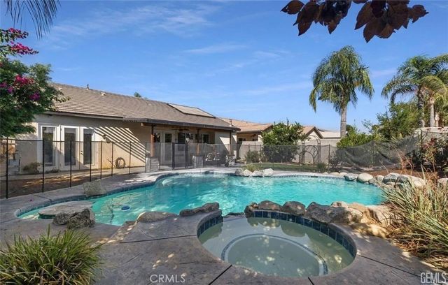 10300 Seneca Falls, Bakersfield, CA 93312