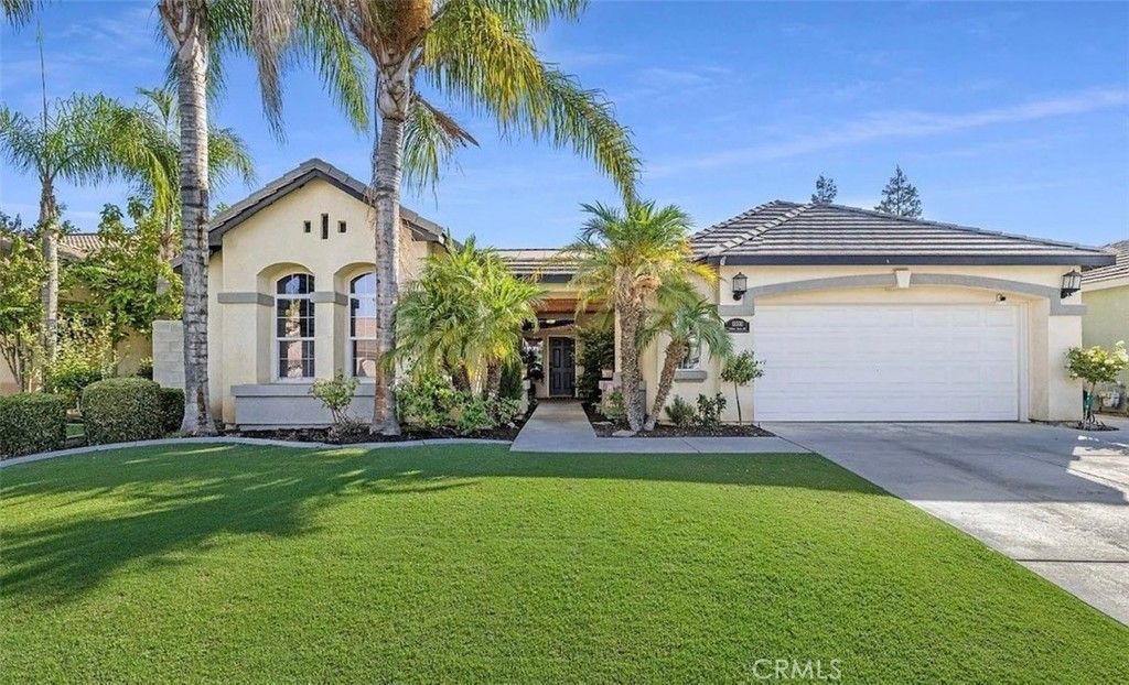 10300 Seneca Falls, Bakersfield, CA 93312