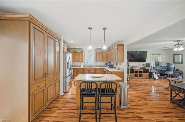 1307 Elm View AVE, Norfolk, VA 23503
