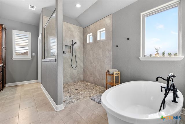 2041 Bella Vita Drive, Nolanville, TX 76559