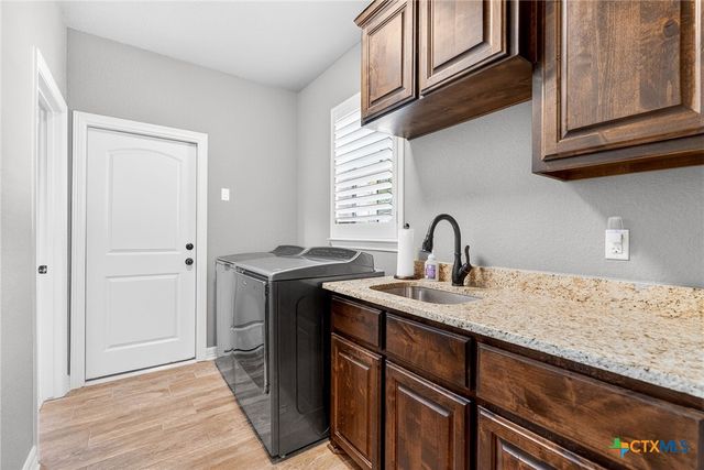 2041 Bella Vita Drive, Nolanville, TX 76559