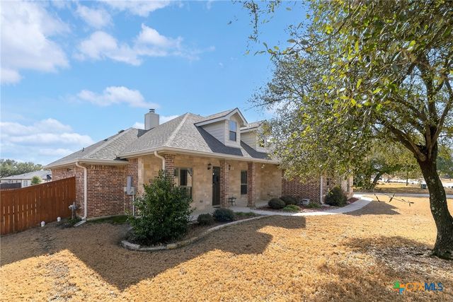 2041 Bella Vita Drive, Nolanville, TX 76559