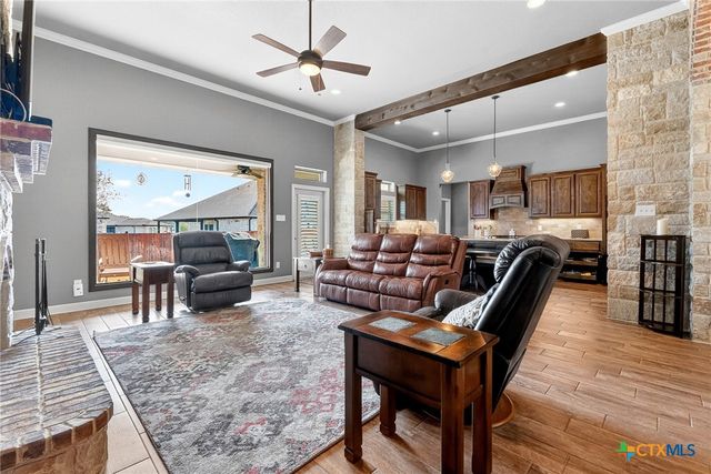 2041 Bella Vita Drive, Nolanville, TX 76559