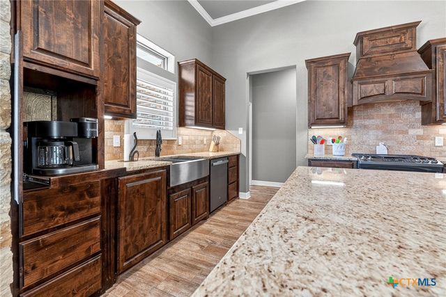 2041 Bella Vita Drive, Nolanville, TX 76559