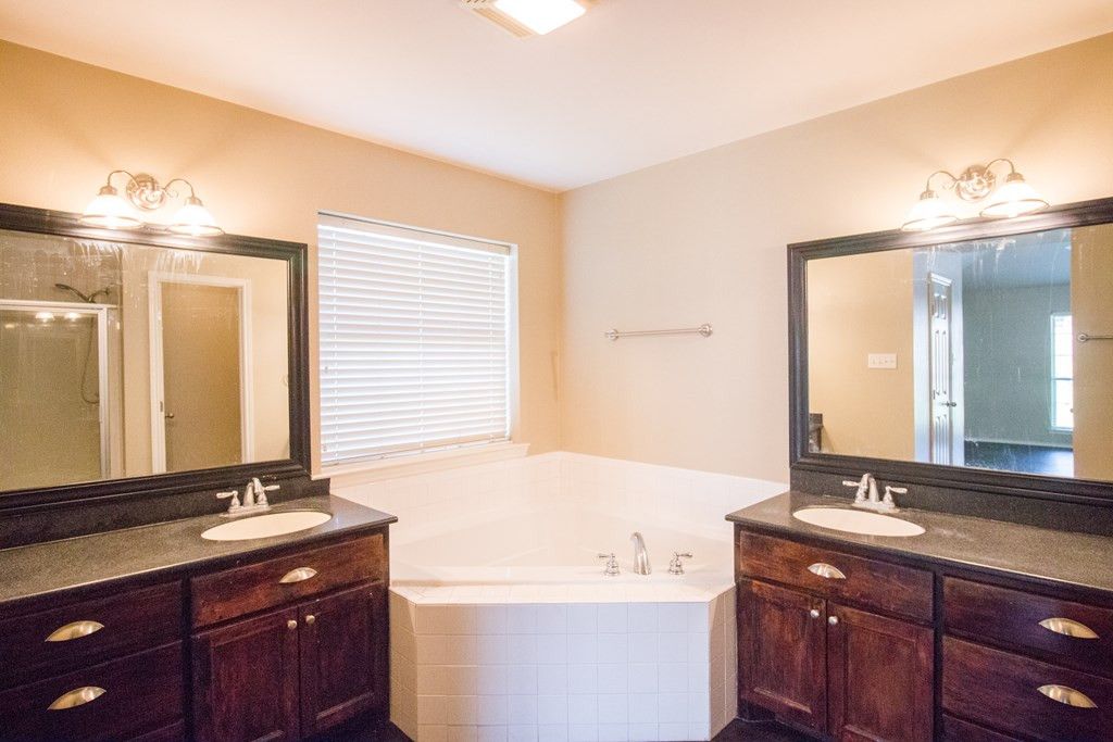 Image 12 of property listing at 3533 Toyah Street, San Angelo, TX 76904