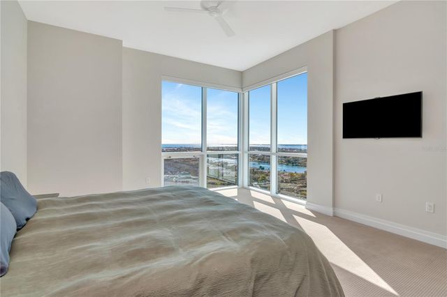 450 KNIGHTS RUN AVENUE 2102, Tampa, FL 33602