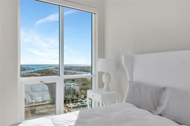 450 KNIGHTS RUN AVENUE 2102, Tampa, FL 33602