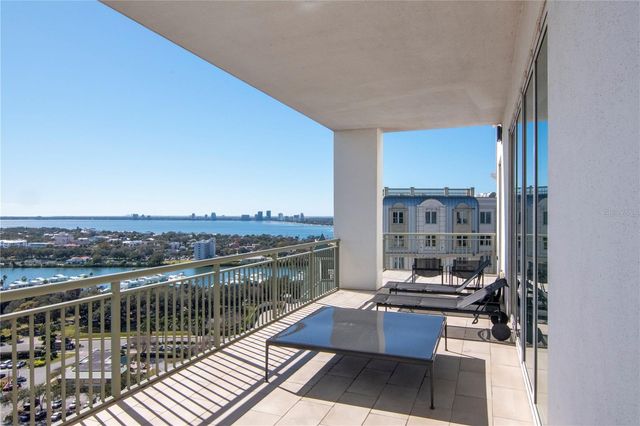 450 KNIGHTS RUN AVENUE 2102, Tampa, FL 33602