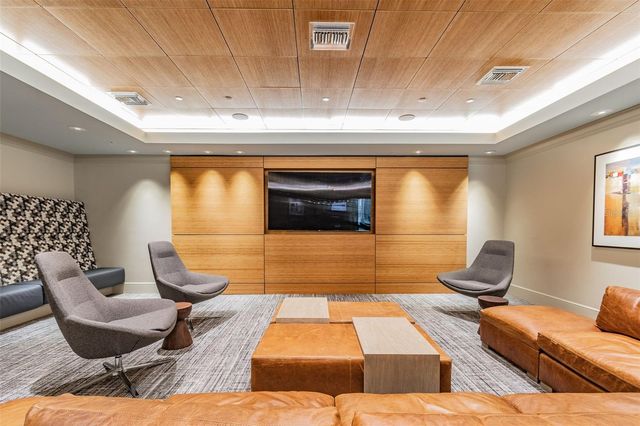 450 KNIGHTS RUN AVENUE 2102, Tampa, FL 33602