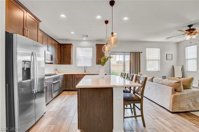 688 Bamboo Bend Place, Henderson, NV 89011