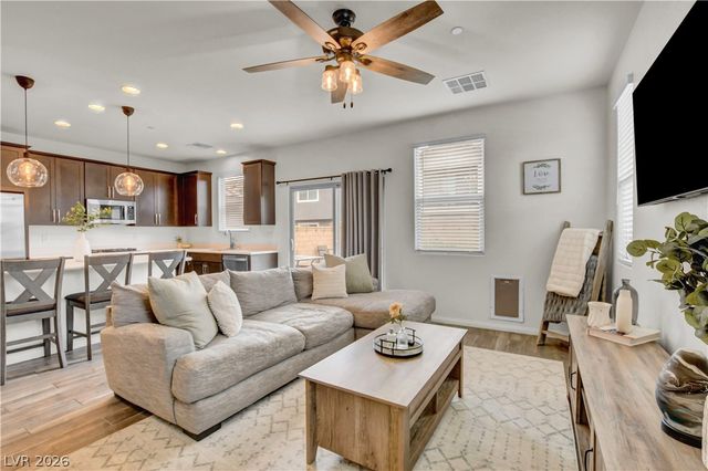 688 Bamboo Bend Place, Henderson, NV 89011