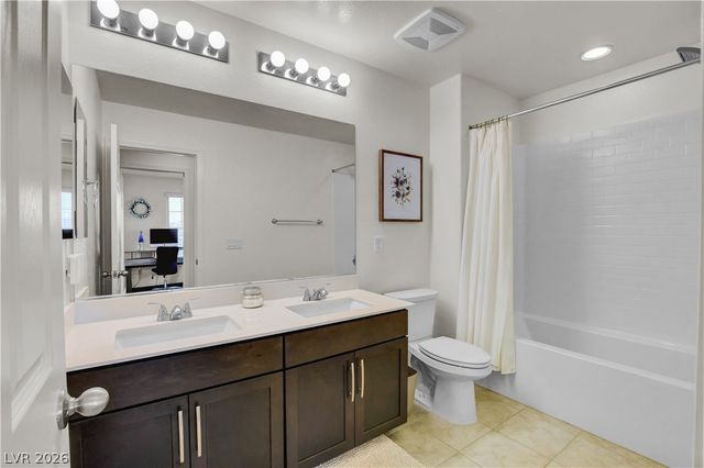 688 Bamboo Bend Place, Henderson, NV 89011