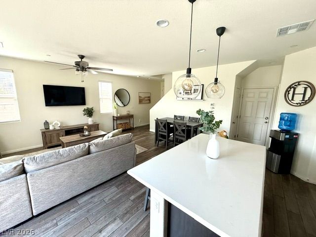 688 Bamboo Bend Place, Henderson, NV 89011