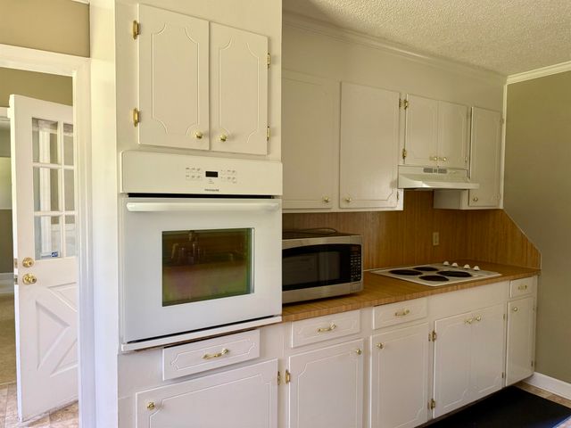 950 Vox Hwy., Johnsonville, SC 29555