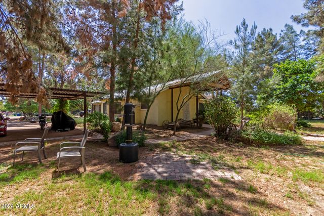 21410 S LINDSAY Road, Chandler, AZ 85286