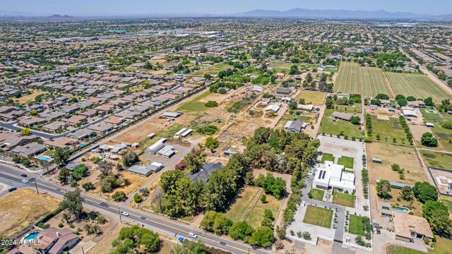 21410 S LINDSAY Road, Chandler, AZ 85286