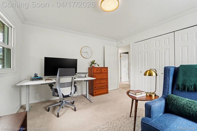 717 Sandstone Drive, Rochester Hills, MI 48309