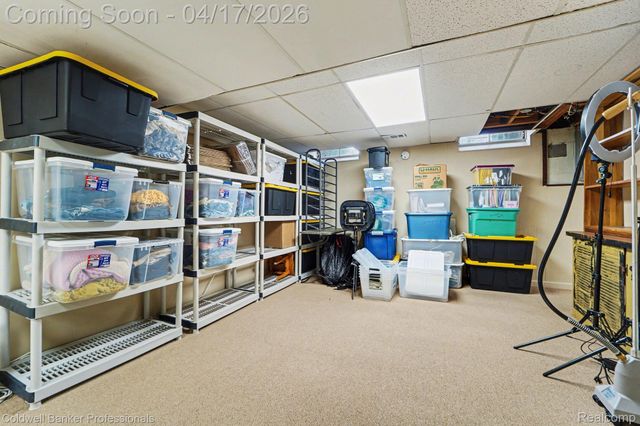 717 Sandstone Drive, Rochester Hills, MI 48309