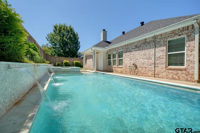 812 Rugby Lane, Whitehouse, TX 75791