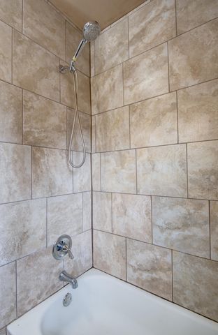 2800 E 73rd Avenue, Merrillville, IN 46410