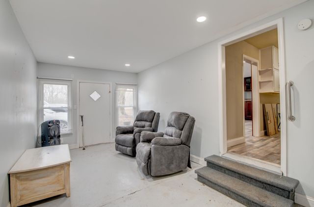 2800 E 73rd Avenue, Merrillville, IN 46410