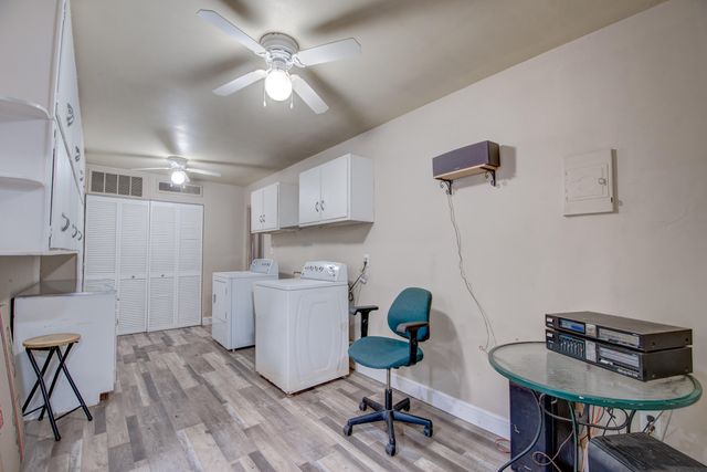 2800 E 73rd Avenue, Merrillville, IN 46410