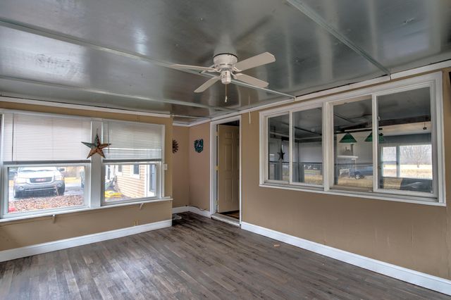 2800 E 73rd Avenue, Merrillville, IN 46410