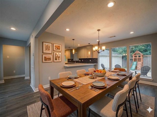 1623 Cherry Ridge Drive, Houston, TX 77077