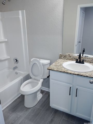 15238 Walcott Rdg, Von Ormy, TX 78073