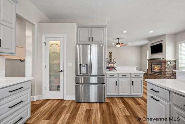 824 WEST DALE BLVD, Cheyenne, WY 82009