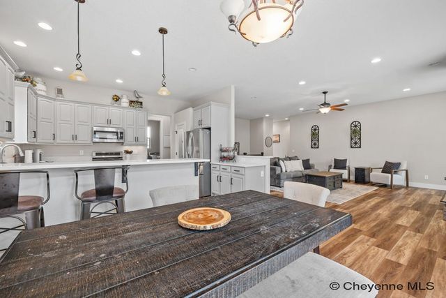 824 WEST DALE BLVD, Cheyenne, WY 82009