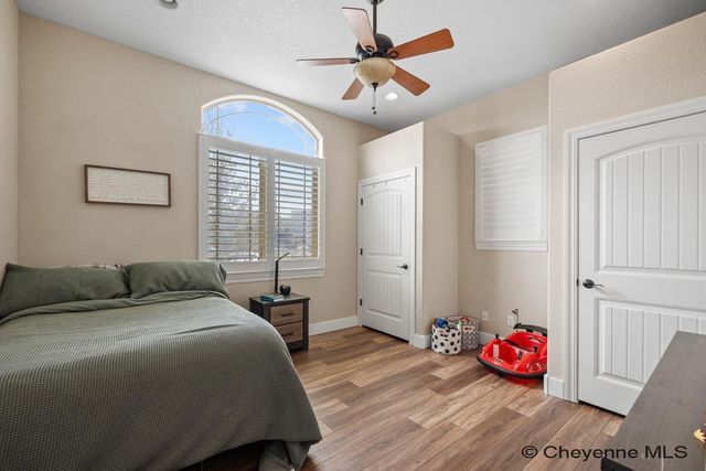824 WEST DALE BLVD, Cheyenne, WY 82009