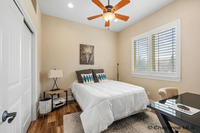 824 WEST DALE BLVD, Cheyenne, WY 82009