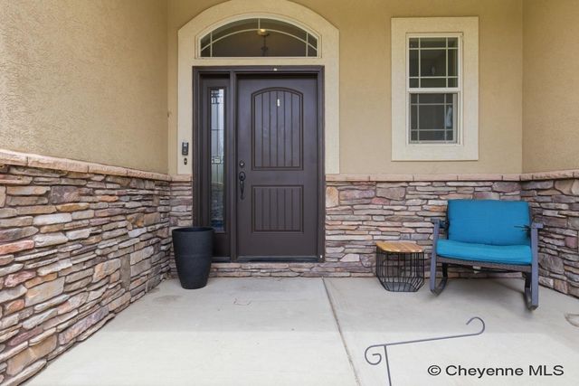 824 WEST DALE BLVD, Cheyenne, WY 82009