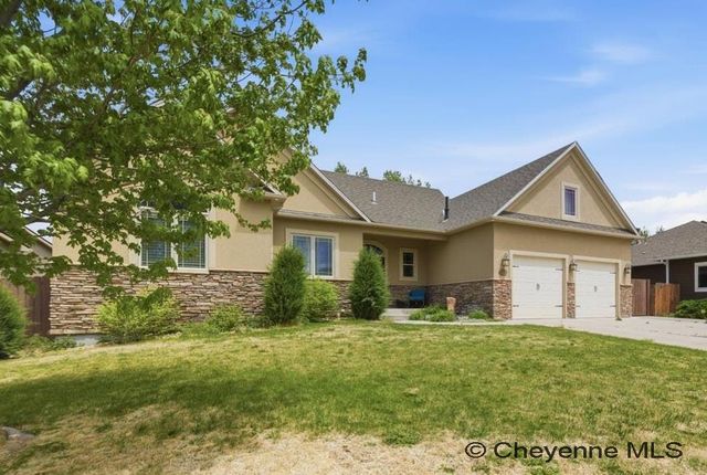 824 WEST DALE BLVD, Cheyenne, WY 82009