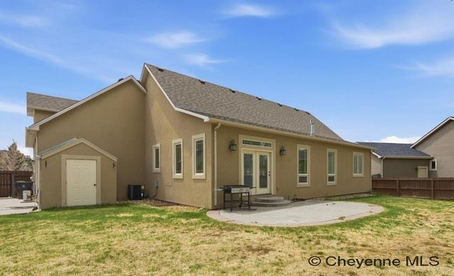 824 WEST DALE BLVD, Cheyenne, WY 82009