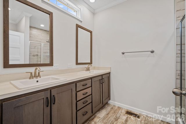 132 Bellamy Road, Asheville, NC 28806