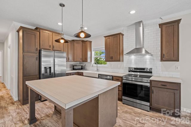 132 Bellamy Road, Asheville, NC 28806