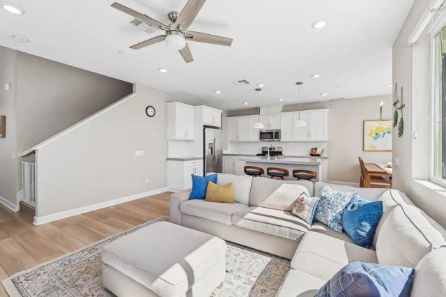 1991 Julie Dawn Place, Escondido, CA 92026