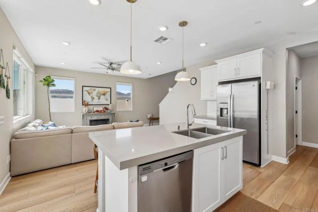1991 Julie Dawn Place, Escondido, CA 92026