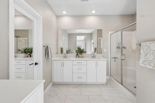 1991 Julie Dawn Place, Escondido, CA 92026