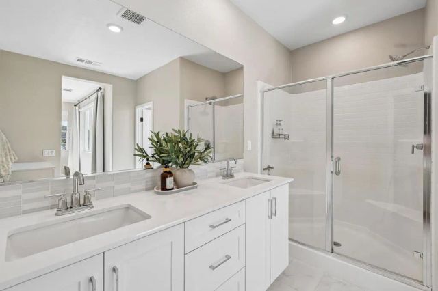 1991 Julie Dawn Place, Escondido, CA 92026