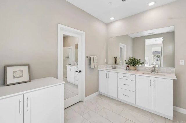 1991 Julie Dawn Place, Escondido, CA 92026