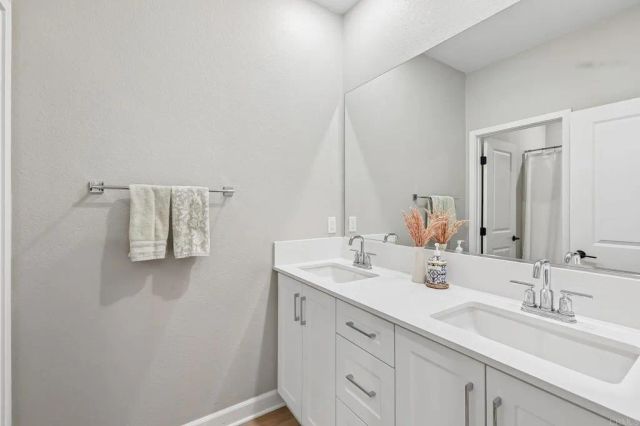 1991 Julie Dawn Place, Escondido, CA 92026