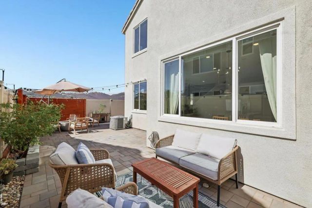 1991 Julie Dawn Place, Escondido, CA 92026