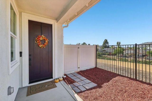 1991 Julie Dawn Place, Escondido, CA 92026