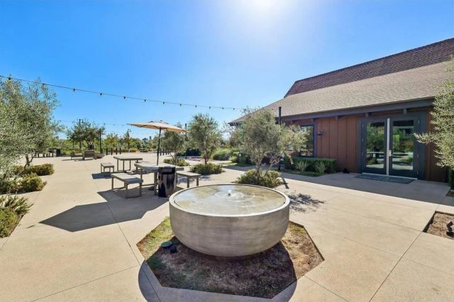1991 Julie Dawn Place, Escondido, CA 92026