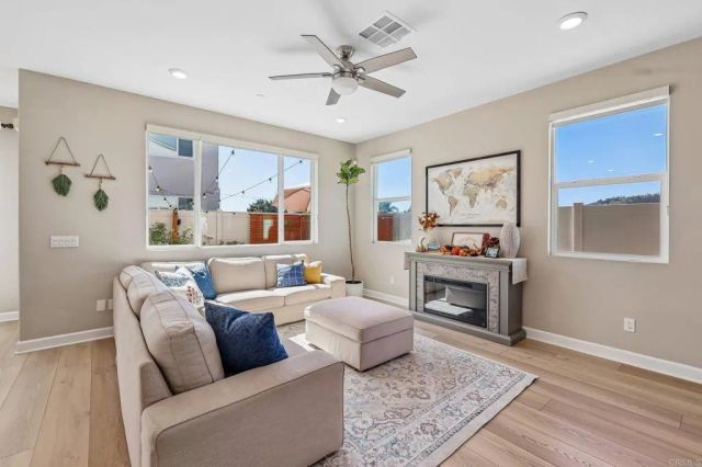 1991 Julie Dawn Place, Escondido, CA 92026